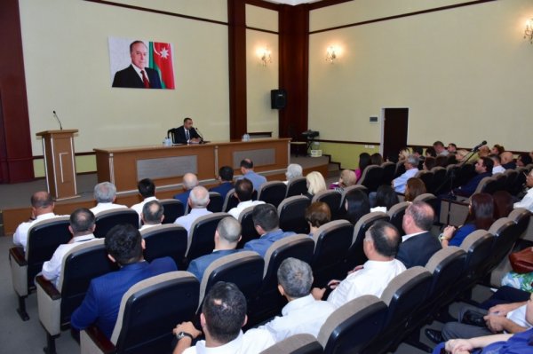 Sumqayıtda rəis müşavirə keçirdi: tapşırıqlar verdi