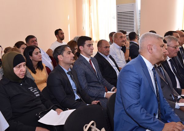 Zakir Fərəcov növbəti səyyar qəbul-görüşü keçirdi - FOTO