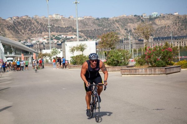 Sumqayıt idmançılarının Triatlon yarışında uğurları - FOTO