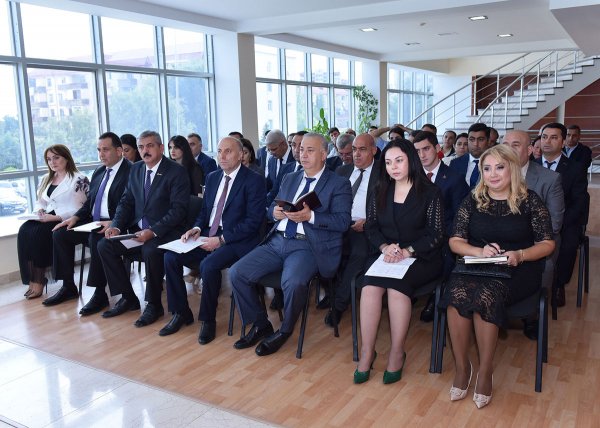 Zakir Fərəcov səyyar qəbul keçirdi – FOTOLAR