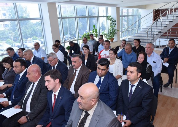 Zakir Fərəcov səyyar qəbul keçirdi – FOTOLAR