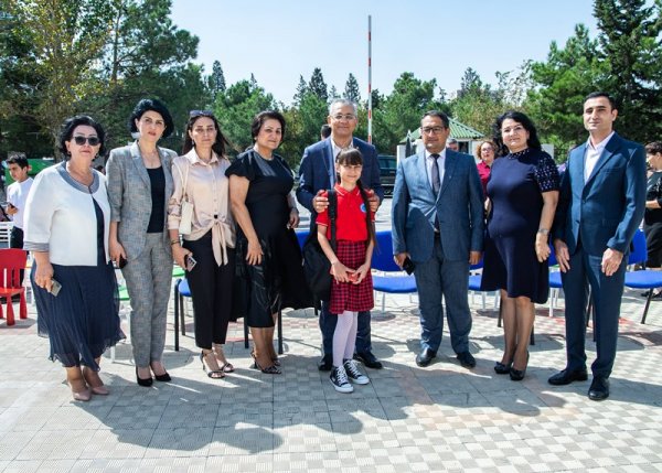 Sumqayıt Dünya məktəbində şəhid, qazi övladlarının ödənişsiz təhsil alması üçün kvota ayrıldı (FOTO+VİDEO)