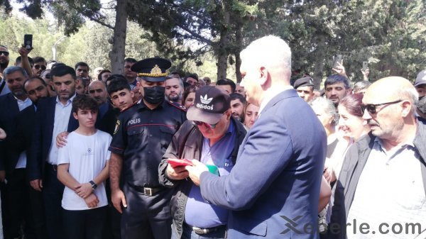Bəxtiyar Muradov Sumqayıt Şəhidlər xiyabanında dəfn olunub - FOTOLAR
