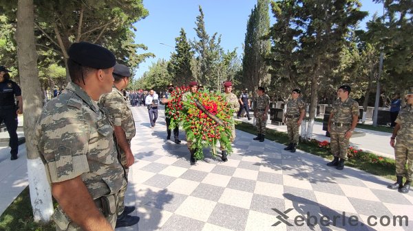 Bəxtiyar Muradov Sumqayıt Şəhidlər xiyabanında dəfn olunub - FOTOLAR