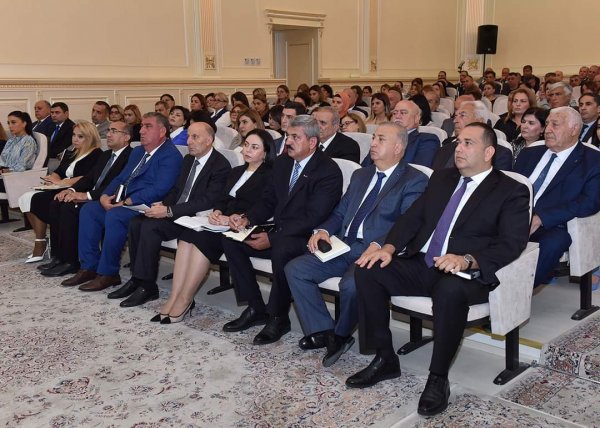 Sumqayıtda şəhid ailələri və qazilərlə bağlı müşavirə keçirildi-FOTOLAR