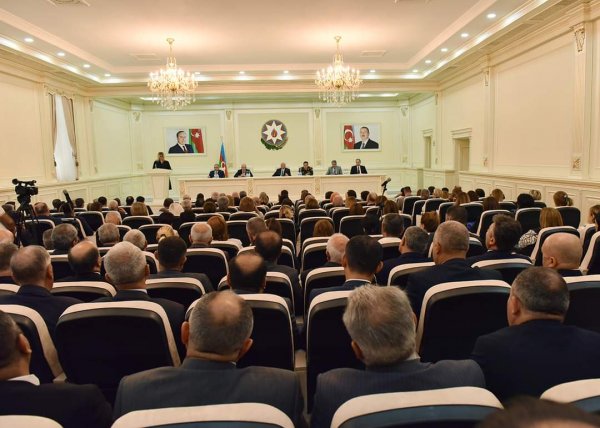 Sumqayıtda şəhid ailələri və qazilərlə bağlı müşavirə keçirildi-FOTOLAR