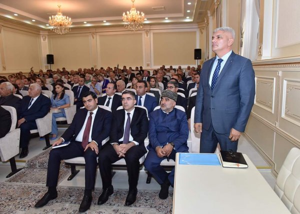 Sumqayıtda şəhid ailələri və qazilərlə bağlı müşavirə keçirildi-FOTOLAR