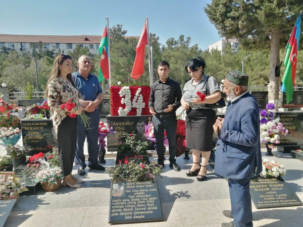 Sumqayıtda mədəniyyət işçiləri şəhid Vüsal Allahverdiyevin ailəsi ilə görüşüblər