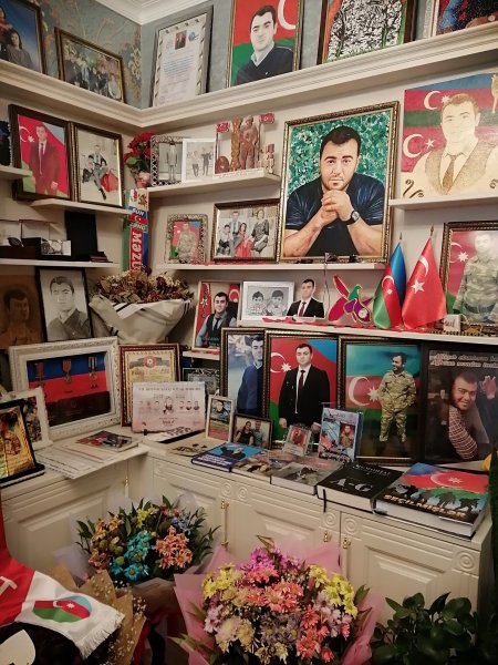 Sumqayıtda mədəniyyət işçiləri şəhid Vüsal Allahverdiyevin ailəsi ilə görüşüblər