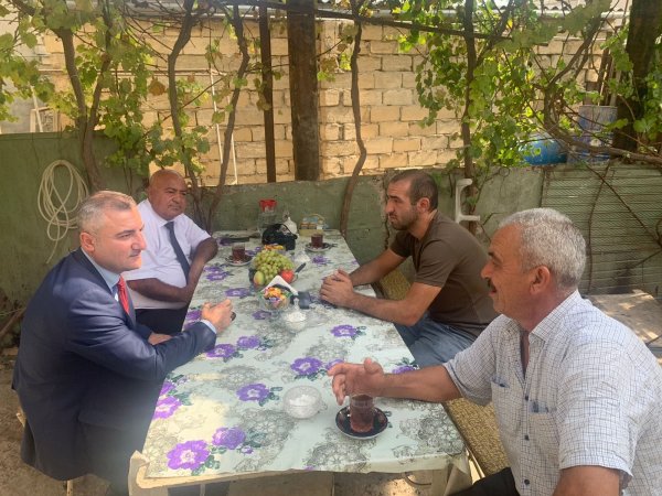 Sumqayıtda şəhid və qazi ailələri ziyarət edildi - FOTOLAR
