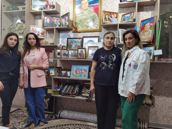 Sumqayıtda şəhid polkovnik-leytenantın ailəsi ziyarət olunub - FOTOLAR