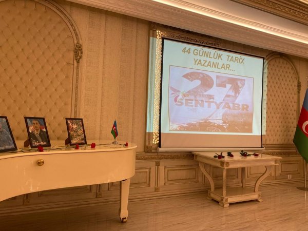 Sumqayıtda "44 günlük tarix yazanlar..." adlı anım tədbiri keçirilib - FOTOLAR