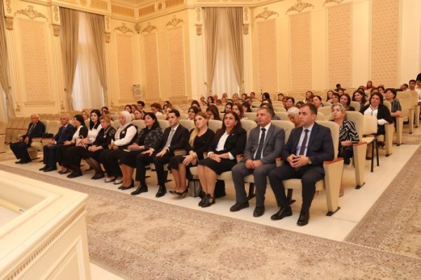 Abşeronda Müəllimlər Günü qeyd edildi - FOTOLAR