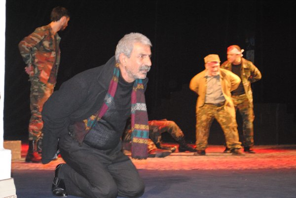 Sumqayıt teatrında 54-cü mövsümdə "Missiya"sı - FOTOLAR
