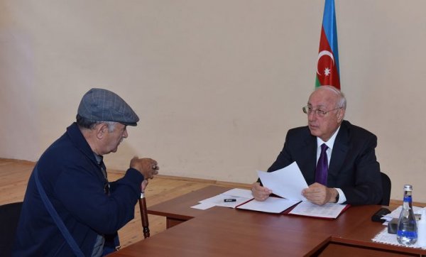 Sumqayıtda icra başçısı səyyar qəbul keçirdi - FOTO