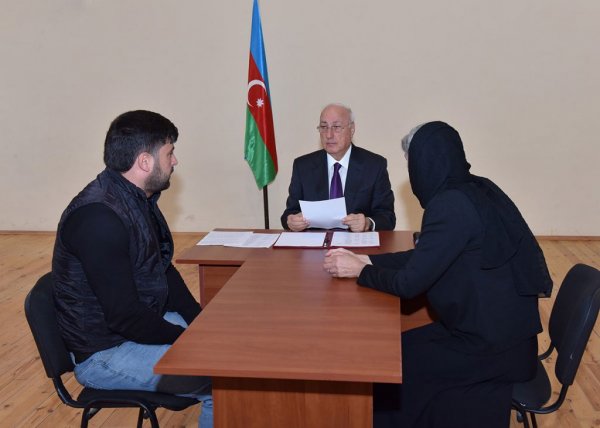 Sumqayıtda icra başçısı səyyar qəbul keçirdi - FOTO