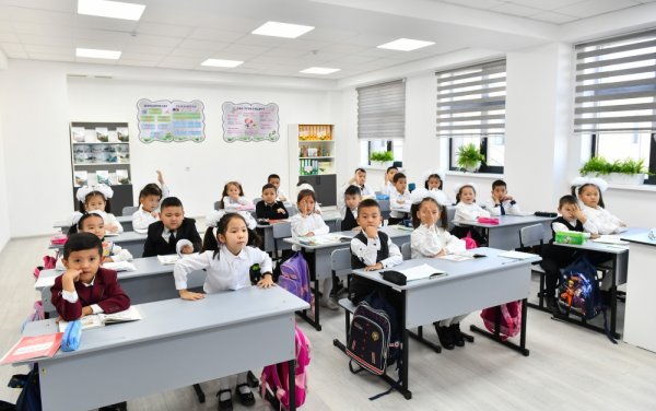 Prezidentlər Bişkekdə Nizami Gəncəvi adına məktəbin AÇILIŞINDA