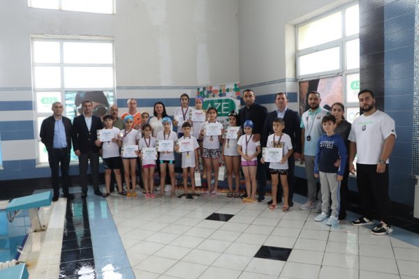 Sumqayıtda üzgüçülük üzrə turnirə yekun vurulub - FOTO