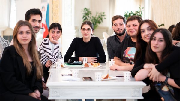 MİDİB təşkilatının icra etdiyi layihə çərçivəsində Xırdalan şəhərində “Sosial sahibkarlığın və müəssisələrin təşkili” adlı təlim təşkil olunub - FOTO