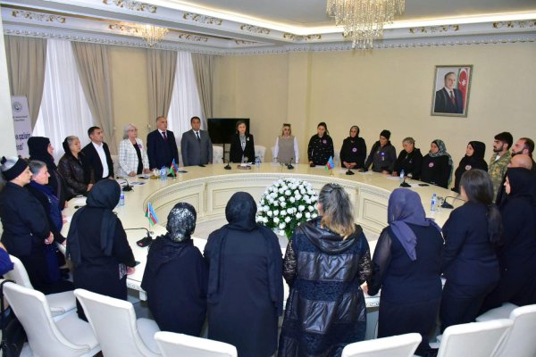 Sumqayıtda "Şəhid ailələri və qazilərin hüquqi təminatı" layihəsi çərçivəsində növbəti tədbir təşkil olundu - FOTO