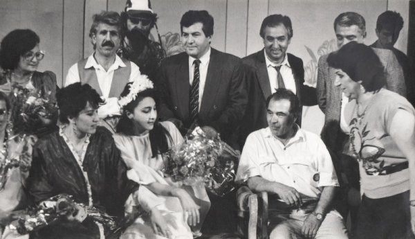 Ulu öndər Heydər Əliyevin təşəkkür etdiyi tikinti rəhbəri Ulu öndər Heydər Əliyevin təşəkkür etdiyi tikinti rəhbəri