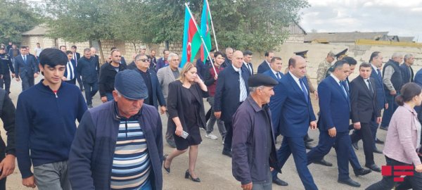Milli Qəhrəman dəfn edildi - FOTOLAR