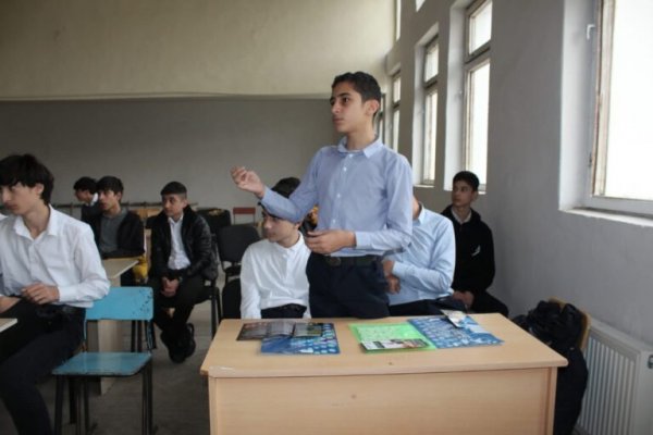 Sumqayıt şəhər məktəblərində antinarkomaniya ilə bağlı silsilə təlimlər yekunlaşdı - FOTO Sumqayıt şəhər məktəblərində antinarkomaniya ilə bağlı silsilə təlimlər yekunlaşdı - FOTO