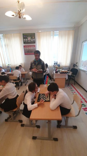 Sumqayıtın bu təhsil ocağında Zəfər gününə həsr olunmuş şahmat yarışı keçirilib - FOTOLAR Sumqayıtın bu təhsil ocağında Zəfər gününə həsr olunmuş şahmat yarışı keçirilib - FOTOLAR