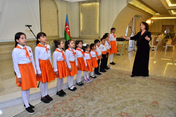 Sumqayıtda “QƏHRƏMANLIQ ELEGİYASI” adlı klipin təqdimat mərasimi baş tutub - FOTOLAR