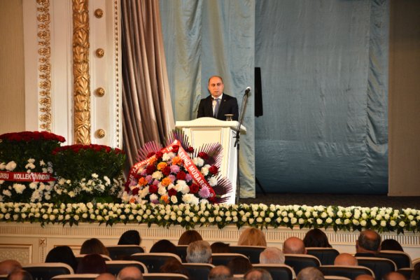 Sumqayıt Dövlət Universitetinin 60 illik yubileyi təntənə ilə qeyd edildi -FOTOLAR