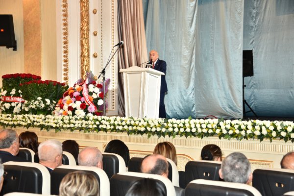 Sumqayıt Dövlət Universitetinin 60 illik yubileyi təntənə ilə qeyd edildi -FOTOLAR