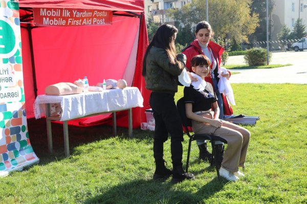 Sumqayıtda “Gənc Təxliyyəçi” adlı praktik seminar keçirilib -FOTO