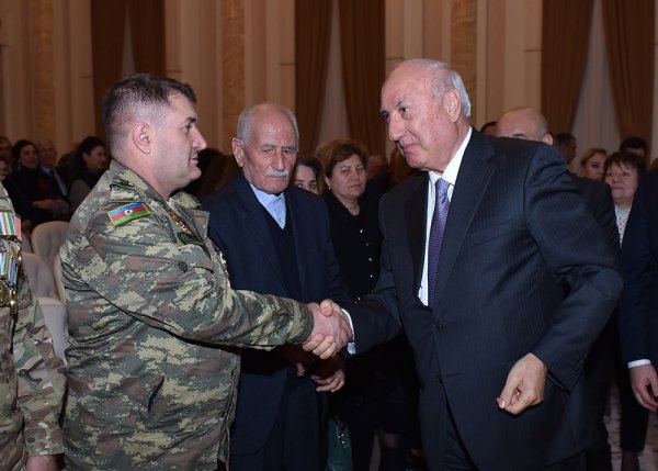 Sumqayıtın şəhər statusu almasnının 73-cü ildönümü qeyd edildi – FOTO