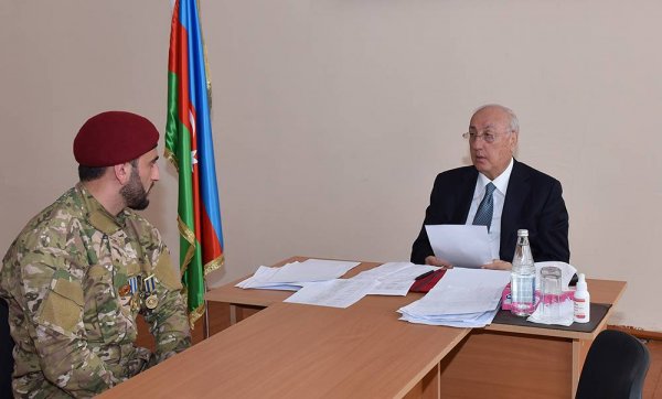 Sumqayıtda icra başçısı növbəti səyyar qəbul-görüş keçirib - FOTO