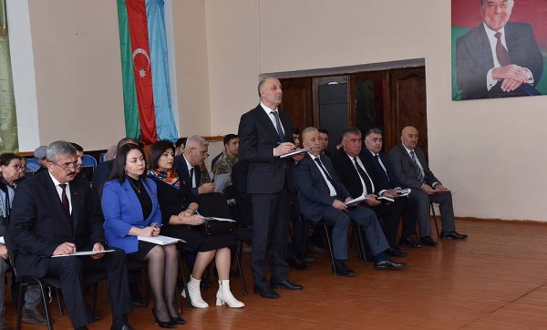 Sumqayıtda icra başçısı növbəti səyyar qəbul-görüş keçirib - FOTO