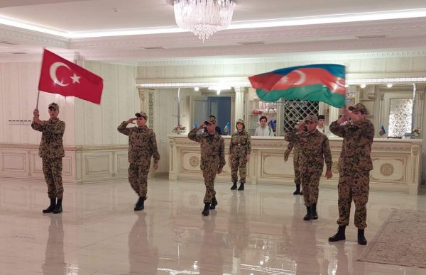 Sumqayıtda Mən bu xalqın haqq səsiyəm..." adlı ədəbi -bədii gecə keçirilib -FOTO