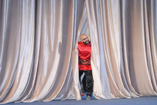 Sumqayıt Dövlət Dram Teatrında "O olmasın, bu olsun" -FOTOLAR