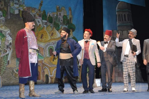 Sumqayıt Dövlət Dram Teatrında "O olmasın, bu olsun" -FOTOLAR