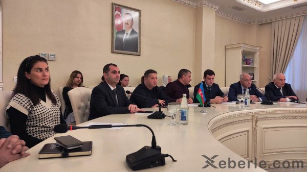 Dövlət Ekoloji Ekspertiza Agentliyi Sumqayıtda ictimai dinləmə keçirdi - FOTOLAR Dövlət Ekoloji Ekspertiza Agentliyi Sumqayıtda ictimai dinləmə keçirdi - FOTOLAR