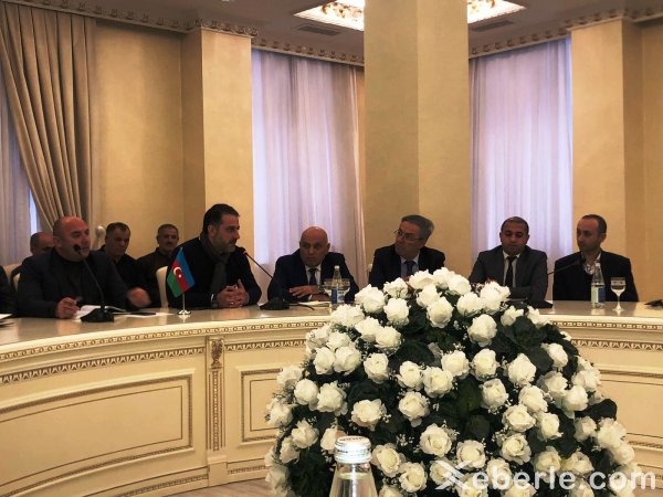 Dövlət Ekoloji Ekspertiza Agentliyi Sumqayıtda ictimai dinləmə keçirdi - FOTOLAR Dövlət Ekoloji Ekspertiza Agentliyi Sumqayıtda ictimai dinləmə keçirdi - FOTOLAR