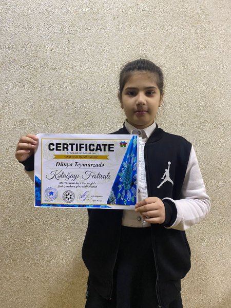 "Kəlağayı Festivalı” mövzusunda keçirilən sərgidə idarəyə tabeli müəssisənin şagirdi uğur əldə edib - FOTO