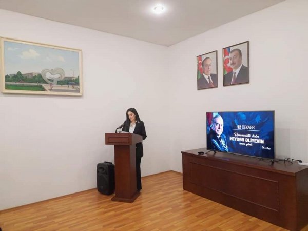 Sumqayıt şəhərinin Tarixi Muzeyində ümummilli lider Heydər Əliyevin anım tədbiri keçirilib -FOTO 