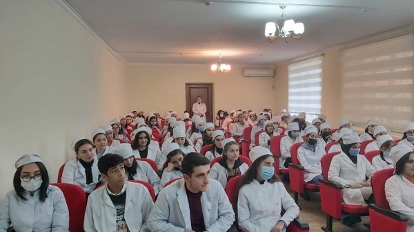 Sumqayıtda “Kollektiv nüfuz və liderlik” mövzusunda təlim keçirilib - FOTO