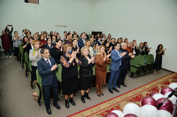Sumqayıtda 30 nömrəli tam orta məktəbin 40 illik yubileyi qeyd edilib - FOTOLAR