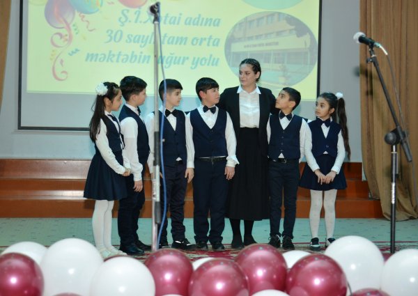 Sumqayıtda 30 nömrəli tam orta məktəbin 40 illik yubileyi qeyd edilib - FOTOLAR