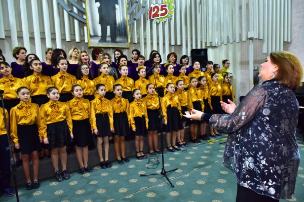 Sumqayıtda Bülbülün 125 illiyinə həsr olunan konsert proqramı təqdim olunub - FOTO