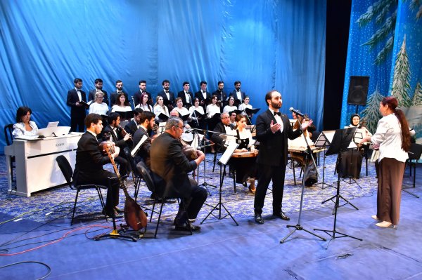 Sumqayıtda “Gücümüz həmrəyliyimizdədir” adlı ilin yekun hesabat konserti keçirilib - FOTOLAR