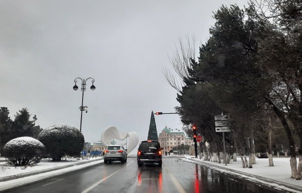 Sumqayıtda yolların vəziyyəti açıqlandı - AÇIQLAMA (FOTO)