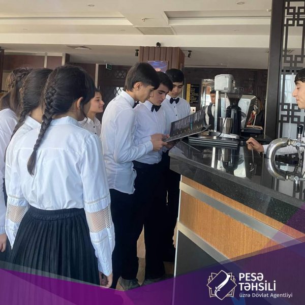 Xidmət Sahələri üzrə Sumqayıt Dövlət Peşə Təhsil Mərkəzinin tələbələri hoteldə ekskursiyada olublar - FOTO