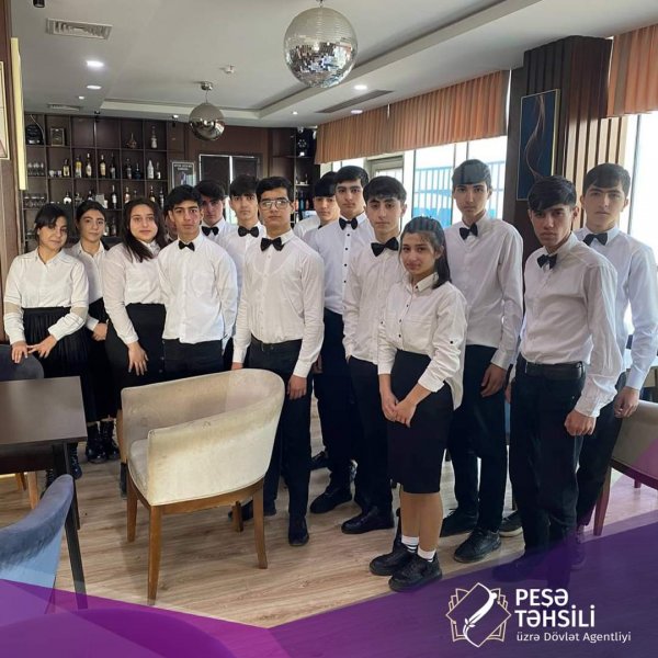 Xidmət Sahələri üzrə Sumqayıt Dövlət Peşə Təhsil Mərkəzinin tələbələri hoteldə ekskursiyada olublar - FOTO